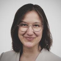 Stefanie Volk's Instagram, Twitter & Facebook