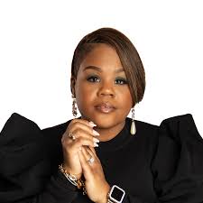 Ebony Hopper's Instagram, Twitter & Facebook