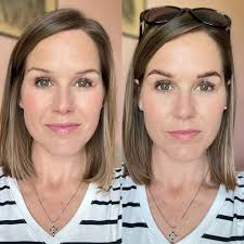 Imagine being a star for the day… professional hair and makeup… gorgeous  sets and props… portraits that make you look AND feel amazing. That's what  we offer at Honey and Lace AND