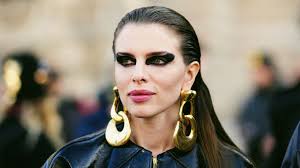 Julia Fox Is the Celebrity We Deserve | Vanity Fair