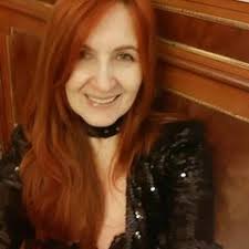 Gina Healy (@dacehouseley)