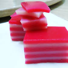 Kuih lapis sukatan cawan ini saya kongsikan resepinya dari yatie memories dan siarkan semula di blog ini untuk manfaat bersama. Resepi Kuih Lapis Sedap Lemak Dan Lembut Sukatan Cawan