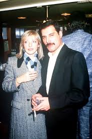 Freddie Mercury Photo Freddie Mercury Mary Austin Freddie Mercury Mary Austin Freddie Mercury