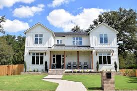 Had they been black i think the home's exterior would have been too busy. Creekside Custom Exterior Pt 1 Modern Farmhouse Exterior White Exterior Houses House Exterior