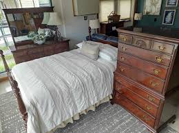 Get the best deal for mahogany bedroom furniture sets from the largest online selection at ebay.com. Kling Full Size Mahogany Bedroom Suite Roth Brader Furniture
