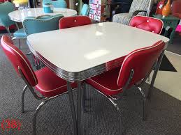 retro dining table