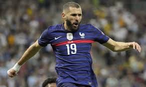 Karim benzema was born on 19th december 1987 by hafid benzema in the city of lyon, france by (father) and wahida djebbara (mother). Ycrops5b Jcz3m