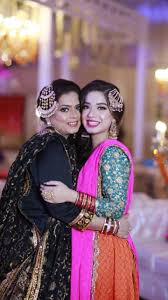 Pin By Thedailytalks Withjovita On Profile Pic Pakistani Bridal Dresses Friend Outfits Pakistani Bridal