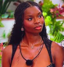 Reality TV show relationships and drama