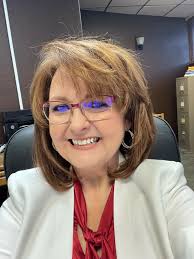 Mills returns to New Mexico to join Bulletin/Desert Exposure team