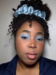 My Everyday Gray Eyeshadow Look with a Touch of Sparkle