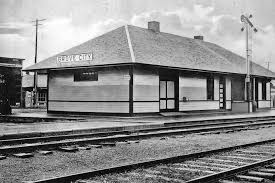 Great Northern Depot At Grove City Minnesota The Depot Has Since Been Moved And Is Being Used As A Residence Railroad Station Old Trains Grove City