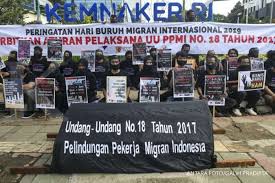 Rishna maulina july 23, 2019 human resources (hr). Revisi Uu Ketenagakerjaan Dan Pp Pengupahan Jalan Di Tempat Ini Alasan Kemnaker