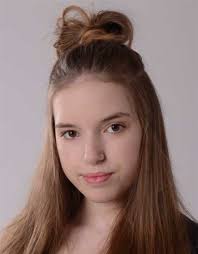 Sandra Trybus's Instagram, Twitter & Facebook