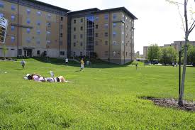 One Awesome Aspect Of College Ave Is The Large Amount Of Large Space Where Many Students Relax And Play Soccer Field College Relax