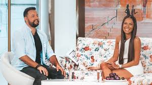 Irina fodor, soția fostului cântăreț din trupa krypton, actorul sau vedeta de televiziune răzvan fodor, este foarte activă pe rețelele de socializare și probabil că dacă ea nu ar publica imagini, soțul ei nu ar face acest lucru. Irina Fodor Povesti Din Culisele Vocea Romaniei Youtube