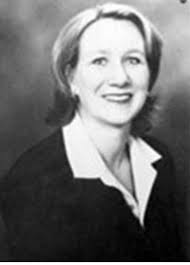 Alice Knoll's Instagram, Twitter & Facebook