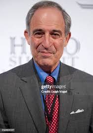 Lanny Gibson's Instagram, Twitter & Facebook