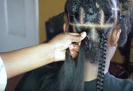 Box braids are a funky way to protect and style your hair at the same time. Jumbo Box Braids Rubber Band Method Ebena