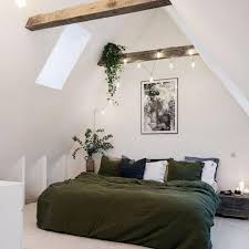 het is weer transformationtuesday wat dachten jullie van de zolder hierbij onze inspiratie slaapkamer op zolder ontwerpen zolder ideeen interieur slaapkamer