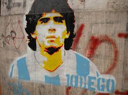 Con el llamado gol del siglo, diego armando maradona consiguió sellar la victoria ante inglaterra en el mundial ´86. El Efecto Maradona El Gol Y La Politica Monetaria Funds Society