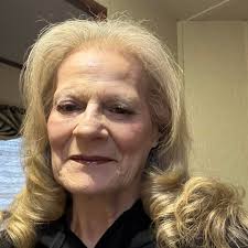 Hello everyone! I'm Crystal Stivers Vidrine the daughter of Hubert and  Judith Stivers grandparents was Melvin "Happy" and Cleo Stivers.