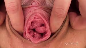 後藤由梨香のまばたきマンコを調べる（無修正jav）