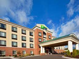 Welcome to the holiday inn express detroit metro airport. Hotels In Utica Mi Holiday Inn Express Suites Detroit Utica