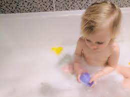The next night his behavior was the same, although i managed to distract him for a couple of minutes with his toys, but a bit later he went back to screaming. Baby Scared Of Bath Time Overcome Their Fear With This Simple Trick