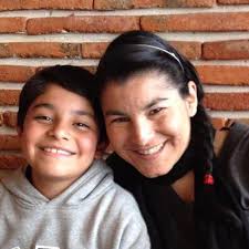 Dolly Martinez (@DollyJMartinezL)