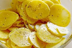 Crispy Leaf Potatoes Best Roasted Potatoes Ever Rasa Malaysia Potato Side Dishes Best Potato Recipes Roasted Potatoes