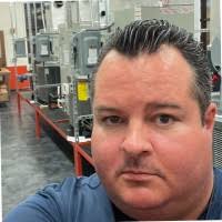 300+ perfiles de «Kizzee»