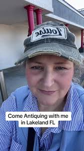 Hello from Florida Lakeland Antique Mall… #vintageseller #antiquedealer  #antiquesoftiktok #antiquetips #vintagejewelry #vintagefashion