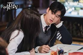 So if ever that yg entertainment will grant this precious request jisoo will be having her first ever kdrama together with cha eun woo 🙌. Moon Ga Young And Astro S Cha Eun Woo Can T Help But Gaze At Each Other While Studying In True Beauty Kpophit Kpop Hit