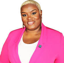 Isha Ross's Instagram, Twitter & Facebook