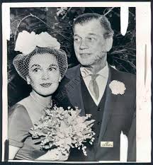 Actress Patricia Medina Actor Joseph Cotten Married Many Years Patricia Passed Away In April 2012 At Age 9 Joseph Cotten Famous Couples Hollywood Couples