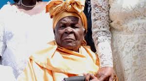 Sarah obama, was the second wife of president obama's grandfather and helped raise his father, barack obama, sr. Barrack Obama S Grandmother Mama Sarah Obama Dies Nairobi News