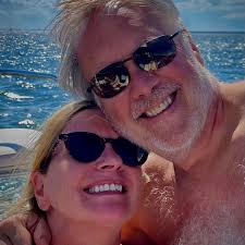 Where can I buy fresh fish? One of my fondest memories of my first visit to  the Bahamas when