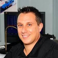 Kent Gross's Instagram, Twitter & Facebook