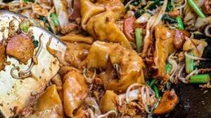 Simak cara membuat kulit pangsit berikut ini : Sempat Viral Begini Cara Membuat Pangsit Goreng Le Gino Di Rumah