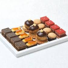 Plateau De Fours Frais Dalloyau Patisserie Gastronomie Plateau Repas