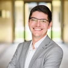 We're hiring a brand new position at LSU Athletics, assistant director of  Social Media and Branding.