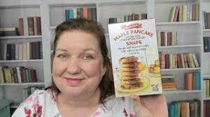 Trader Joe's Maple Pancake Snaps Cookies #traderjoesfinds #traderjoes  #cookies