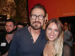 La sua morte è un evento che né io né i miei figli abbiamo mai metabolizzato. Giallini Carra E Morricone Tutto Il Glam Della Settimana Www Stile It