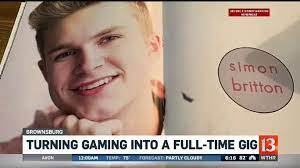 Brownsburg student pays for college by playing Fortnite | wthr.com