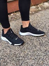 W Nike Air Zoom Elevate On Mercari Nike Nike Air Zoom All Black Sneakers