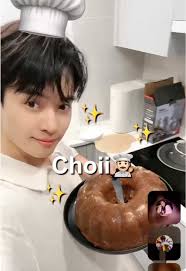 🚢Live Highlights✨ Baking with Choii👨🏻‍🍳 vid edit by @✨rynachannn✨ bake  teacher @🚢 jenni~제니 🤍 #Bananacake #baking #live #tiktoklive #highlight  #chickenbanana #korean #fy #fyp