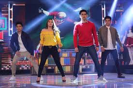 Para sa mga reklamador na nagsasabing wag daw lalagyan ng kadramahan ang voltes v, na wag daw lalagyan ng nawawalang anak chuchu. Voltesvlegacy On Twitter The Cast Of Voltes V At Sunday Pinasaya Last Sunday L To R Jak Roberto Bea Binene Derrick Monasterio And Hiro Peralta Https T Co Tz4zzczdp0
