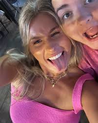 Lauren MacMillan (@lauren.teylor) • Instagram photos and videos