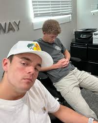 Samuel Berry (@berry.sam10) • Instagram photos and videos